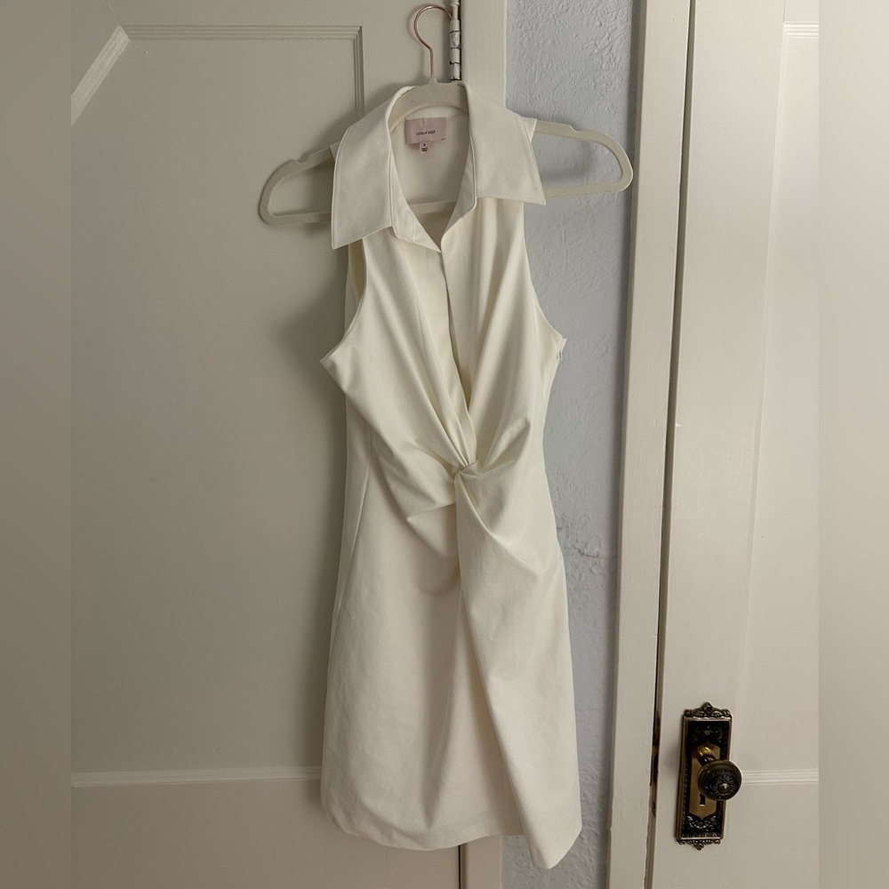 Cinq a Sept Cream Sheath Mini Dress with Notched Collar